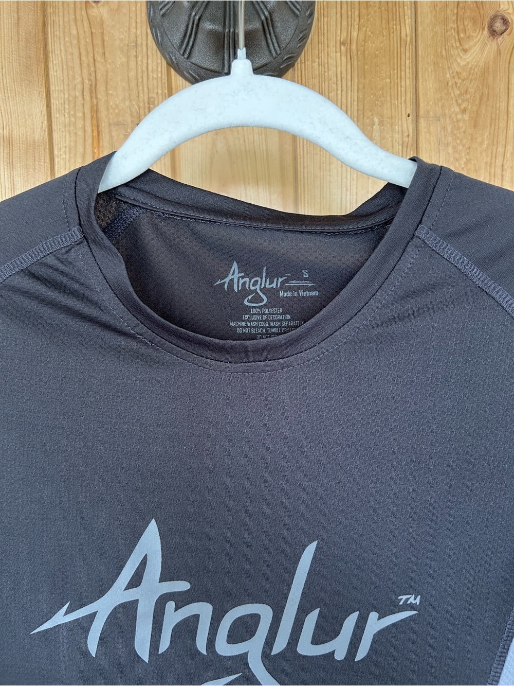 Women’s Anglur Long Sleeve Performance Tee in Black with Gray Accents Size Small - Picture 2 of 6